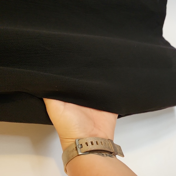 LBD - Picture 3 of 7